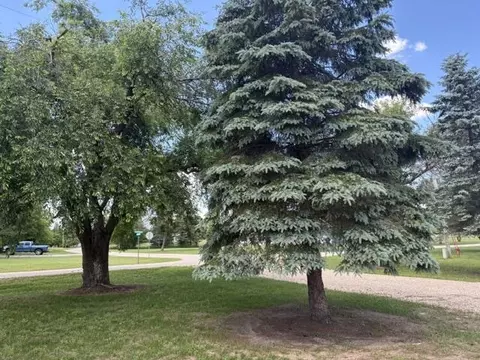 Exterior - 832 Ruffalo Dr, Plainfield, WI 54966 photo 5 of 26