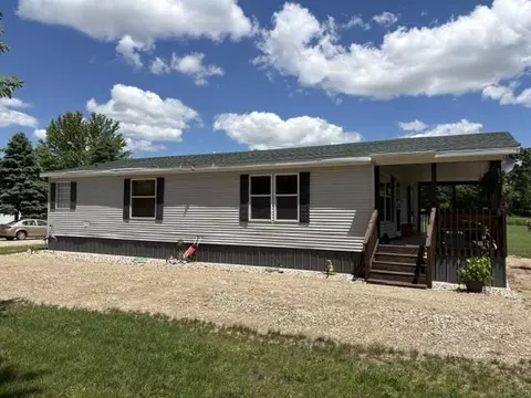 Exterior - 832 Ruffalo Dr, Plainfield, WI 54966 photo 1 of 26