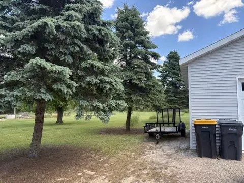 Exterior - 832 Ruffalo Dr, Plainfield, WI 54966 photo 16 of 26