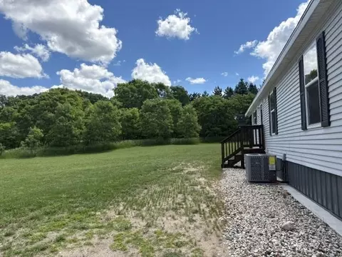 Exterior - 832 Ruffalo Dr, Plainfield, WI 54966 photo 11 of 26