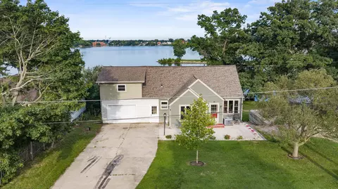 n7082 Airport Road, Beaver Dam, WI 53916