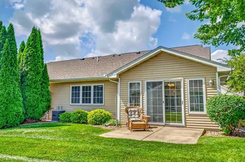 Exterior - 640 Springbrook Cir, Deforest, WI 53532 photo 2 of 6