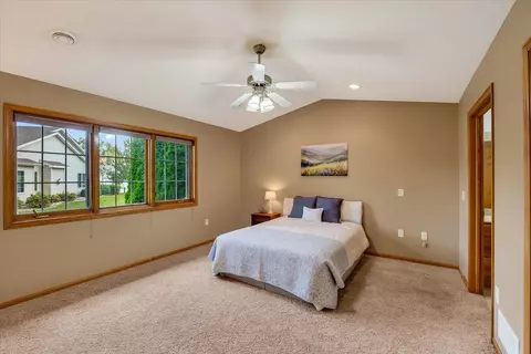 Bedroom - 640 Springbrook Cir, Deforest, WI 53532 photo 4 of 6