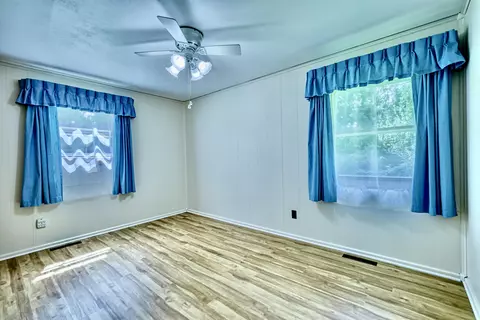 2012 S Terry Ct, Beloit, WI 53511 photo 13