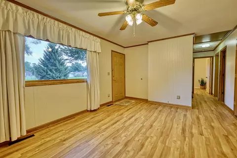 2012 S Terry Ct, Beloit, WI 53511 photo 7