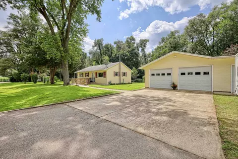 2012 S Terry Ct, Beloit, WI 53511 photo 3