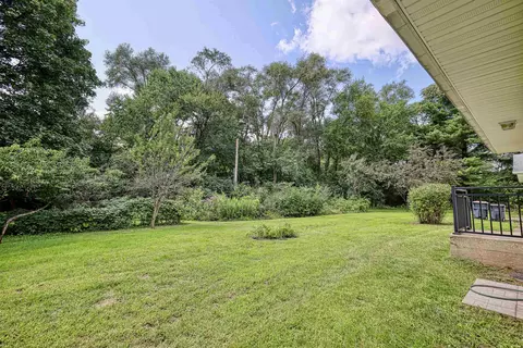 2012 S Terry Ct, Beloit, WI 53511 photo 27