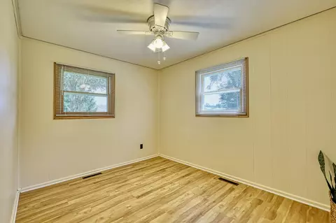 2012 S Terry Ct, Beloit, WI 53511 photo 15