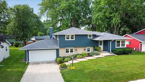 929 Ring St, Sun Prairie, WI 53590