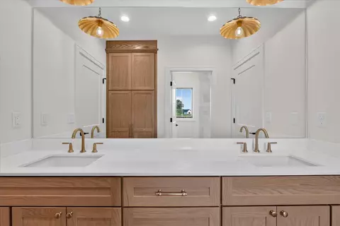 Bath - 5452 E Kido Way, Harmony, WI 53563 photo 5 of 6