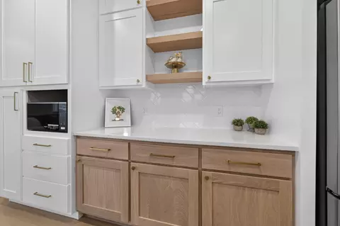 Kitchen - 636 Rustic Rise Way, Verona, WI 53593 photo 7 of 7