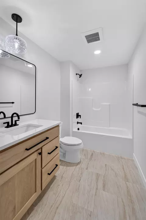 Bath - 636 Rustic Rise Way, Verona, WI 53593 photo 5 of 5