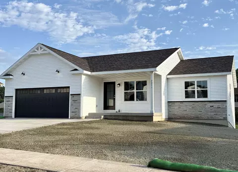 2033 Handel St, Black Earth, WI 53515