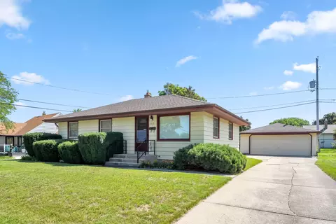 4418 Kentucky Ave, Milwaukee, WI 53221