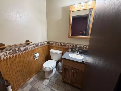 Bath - 14 Eldon Ct, Madison, WI 53716 photo 1 of 3