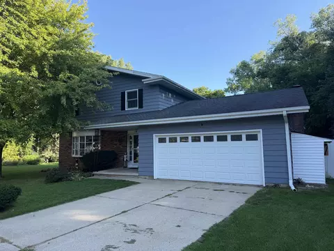 Exterior - 14 Eldon Ct, Madison, WI 53716 photo 5 of 8