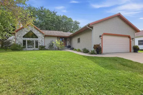 111 Tena Marie Cir, Lodi, WI 53555