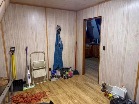 Entry Way - n2014 13th Road, Montello, WI 53949 photo 1 of 1
