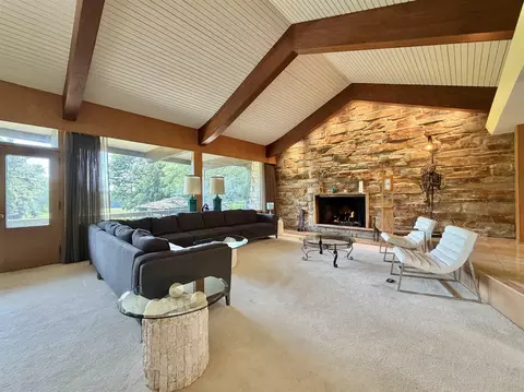 Living - 1520 Emerson St, Beloit, WI 53511 photo 2 of 3