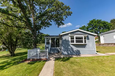 815 Union St, Mineral Point, WI 53565