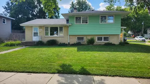 549 N Grant Ave, Janesville, WI 53548