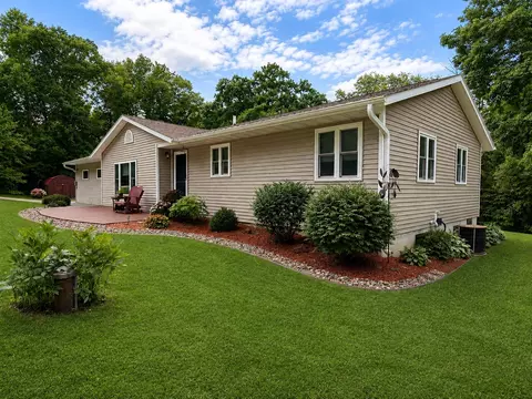 s1415 County Highway F, Hillsboro, WI 54634