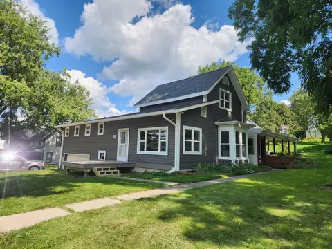 108 N Washington St, Deerfield, WI 53531