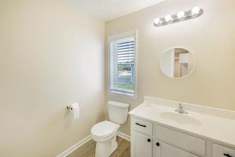 Bath - 3687 Cardinal Dr, Beloit, WI 53511 photo 1 of 3