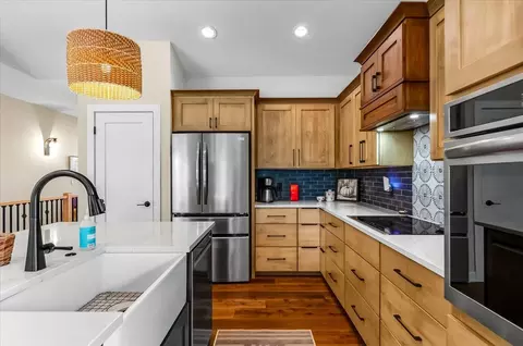 Kitchen - 4141 Fox Forest Way, Deforest, WI 53532 photo 6 of 6