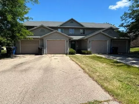 Exterior - 209-211 213-215 Fox Trl, Fall River, WI 53932 photo 2 of 5