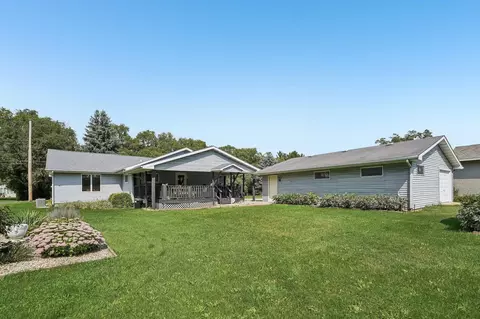 Exterior - 2104 Thomas St, Beloit, WI 53511 photo 9 of 10