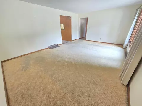 Living - 56 E Charles St, Markesan, WI 53946 photo 4 of 4