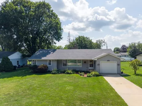 2003 Woodruff Blvd, Janesville, WI 53546