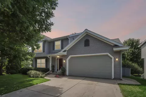 10 Black Stone Cir, Madison, WI 53719