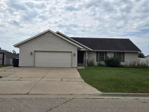 2717 Omaha Dr, Janesville, WI 53546