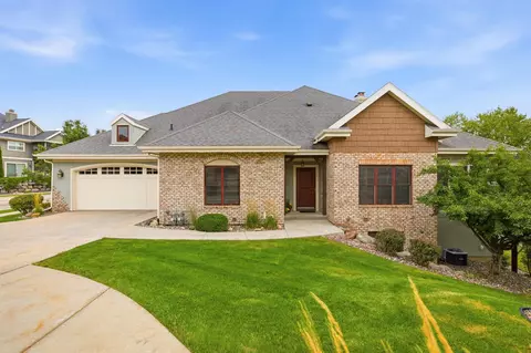 9049 Bentley Grn, Verona, WI 53593