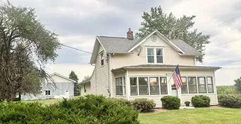 332 Koshkonong Rd, Cambridge, WI 53523