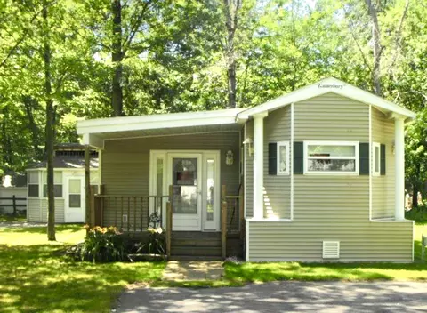 162 Sugar Maple Cir, Wisconsin Dells, WI 53965