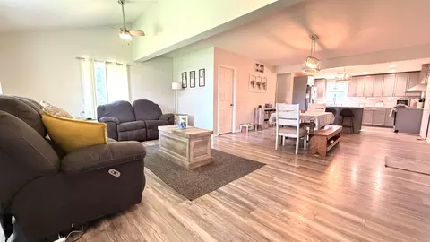 Living - 3816 E Creek Rd, Beloit, WI 53511 photo 2 of 2