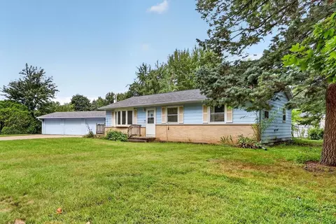 Exterior - 1965 Robin Rd, Beloit, WI 53511 photo 8 of 8