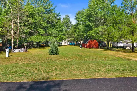 1016 1018 Kirkless Ct, Nekoosa, WI 54457