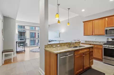 625 N Segoe Rd #610, Madison, WI 53705