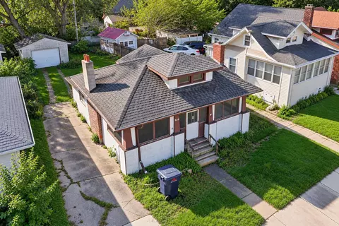 828 Sherman Ave, Janesville, WI 53545