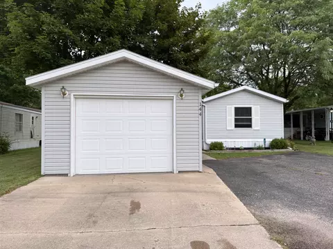 144 Whitetail Blvd, Wisconsin Dells, WI 53965