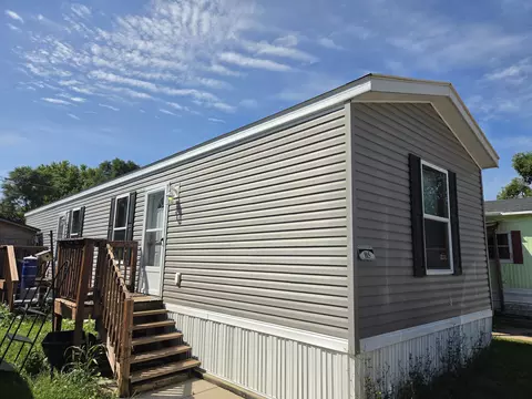 1105 Kellogg Ave #B5, Janesville, WI 53545