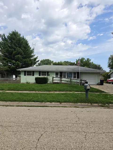1416 Gershwin Dr, Janesville, WI 53545