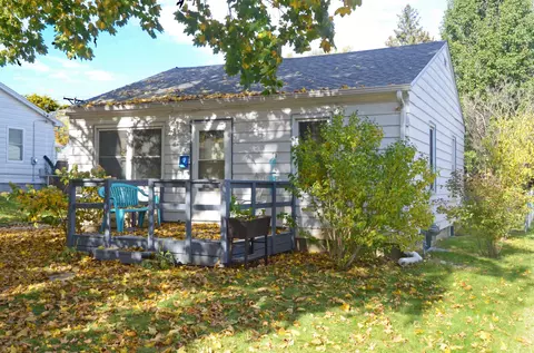 1146 Pauline Ave, Madison, WI 53705