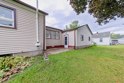 Exterior - 723 Cranston Rd, Beloit, WI 53511 photo 6 of 6