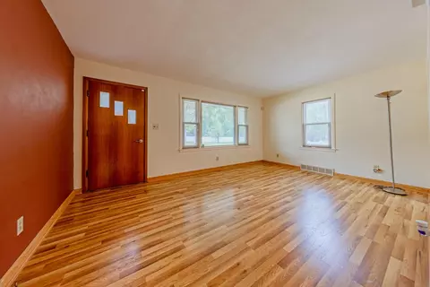 Living - 723 Cranston Rd, Beloit, WI 53511 photo 3 of 3