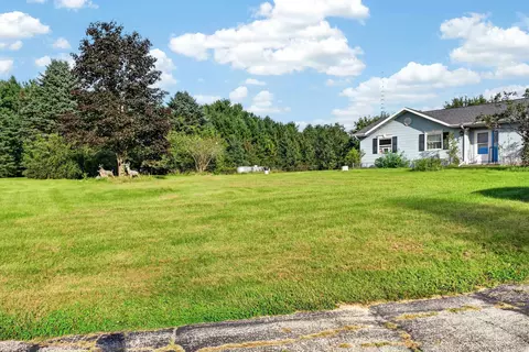 Exterior - w757 Riverview Drive, Fall River, WI 53932 photo 11 of 11